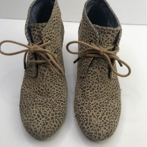TOMS leopard Wedge Booties 7.5